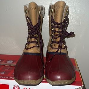 Sperry Duck Boots: Size 9  Colors; White, Tan, Burgundy